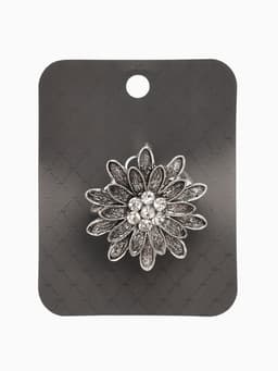 Кольцо для платка «Цветок Хризантема», белое в чернёном серебре