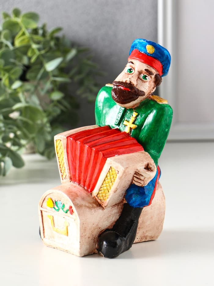 Копилка для денег «Казак гармонист», гипс, 17.5×11×10.5 см
