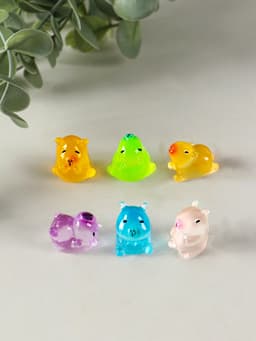 Набор фигурок флуоресцентные «Капибары», 6 шт., полистоун, 1.7×2 см