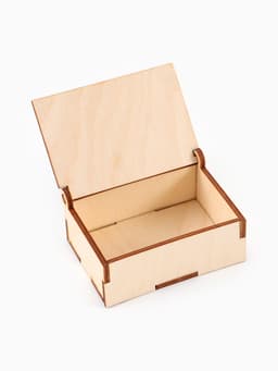 Коробка подарочная деревянная «Любимому мужчине» 8.5×6×3.5 см