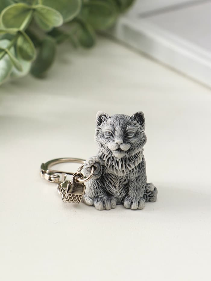Брелок для ключей на кольце «Котенок с поднятой лапкой маленький», 3.5 см