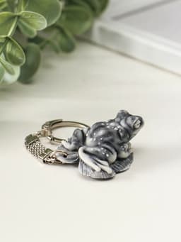 Брелок для ключей на кольце «Лягушка на листе маленькая», 2 см