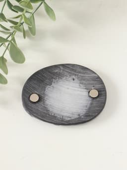 Магнит на холодильник «Погонщик оленей на фоне северного сияния (барельеф)», 6 см