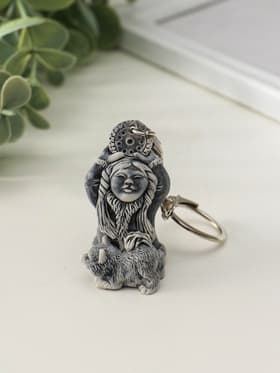 Брелок для ключей на кольце «Девочка со щенком и бубном маленькая», 4.8 см