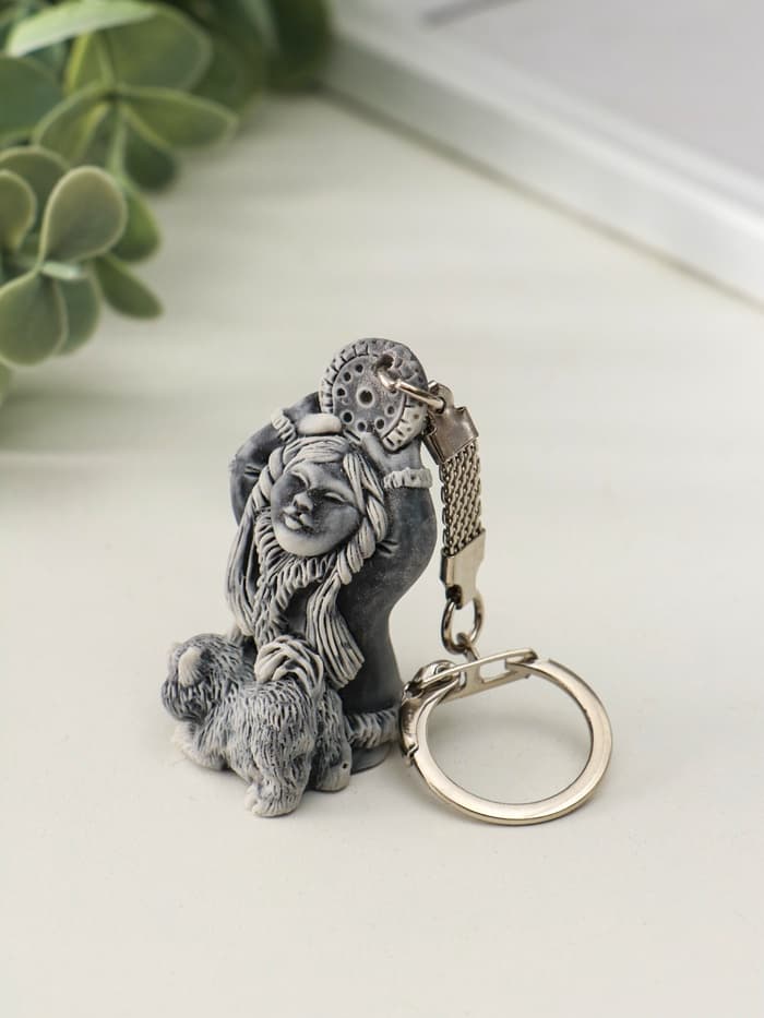 Брелок для ключей на кольце «Девочка со щенком и бубном маленькая», 4.8 см