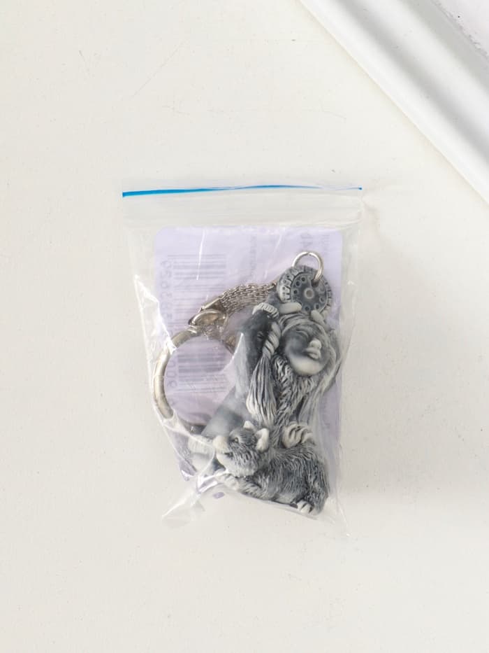 Брелок для ключей на кольце «Девочка со щенком и бубном маленькая», 4.8 см