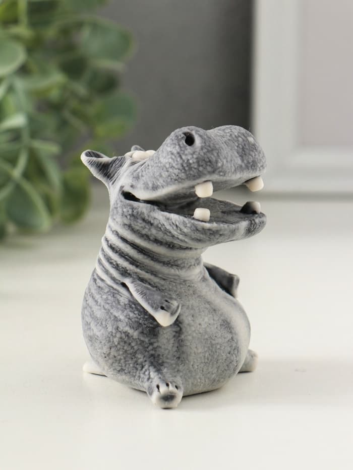 Фигурка «Бегемот сидит», 7 см