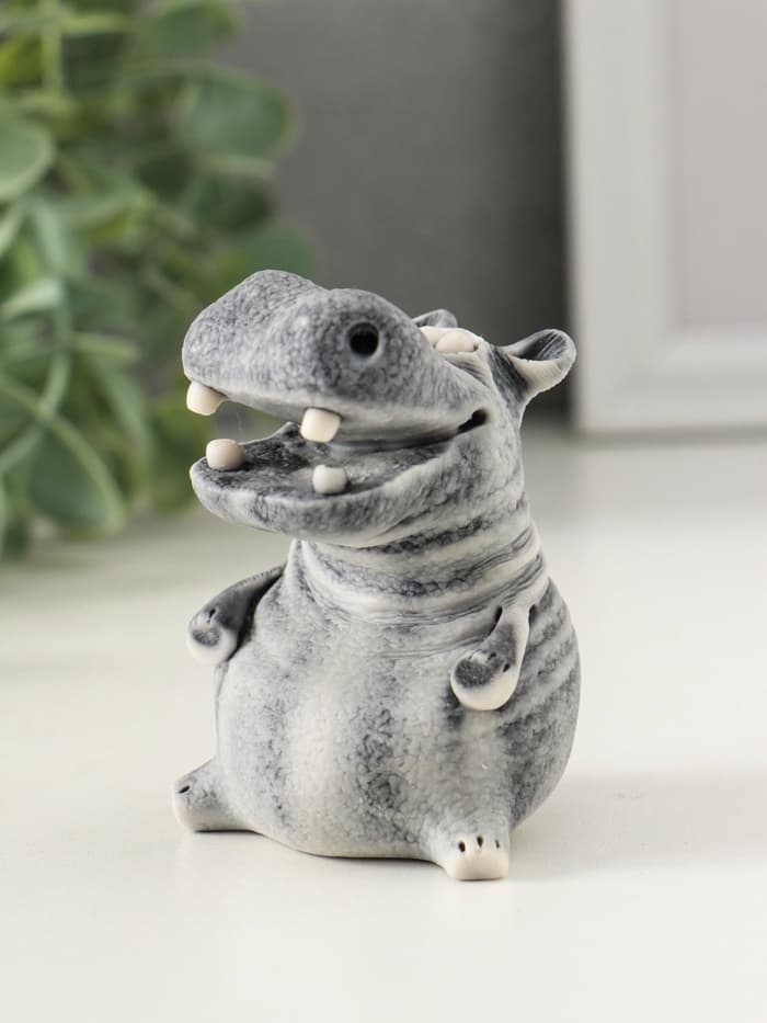Фигурка «Бегемот сидит», 7 см