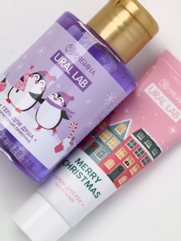 Подарочный набор косметики в мешке: крем для рук, пилочка, гель для душа, аромат фруктовый лимонад, URAL LAB