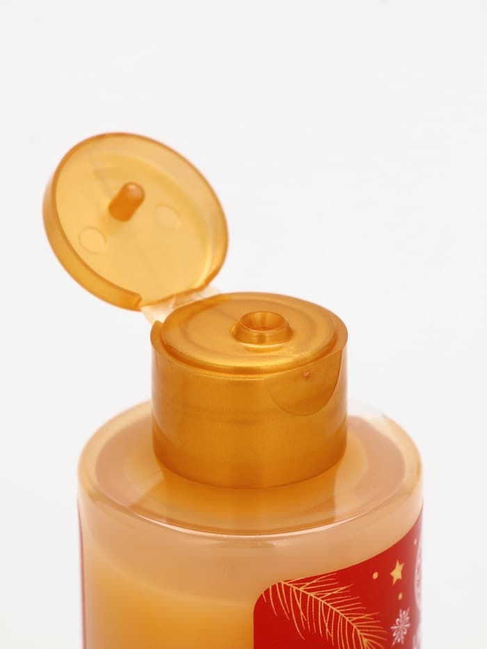 Подарочный набор новогодний в санях: гель для душа 2 шт., соль для ванны и мочалка, URAL LAB