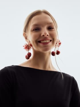 Серьги «Вишня с цветами», цветные в золоте