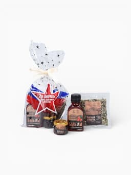 Подарочный набор «23 февраля»: чай, варенье из шишек, бальзам с шиповником