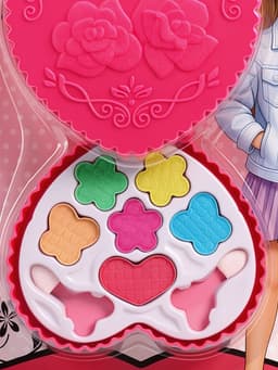 Набор косметики для девочки «Сердечко» тени 6 цветов + 2 аппликатора