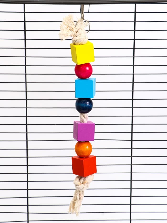 Игрушка для птиц «Кубики», 25×3 см, цвет МИКС