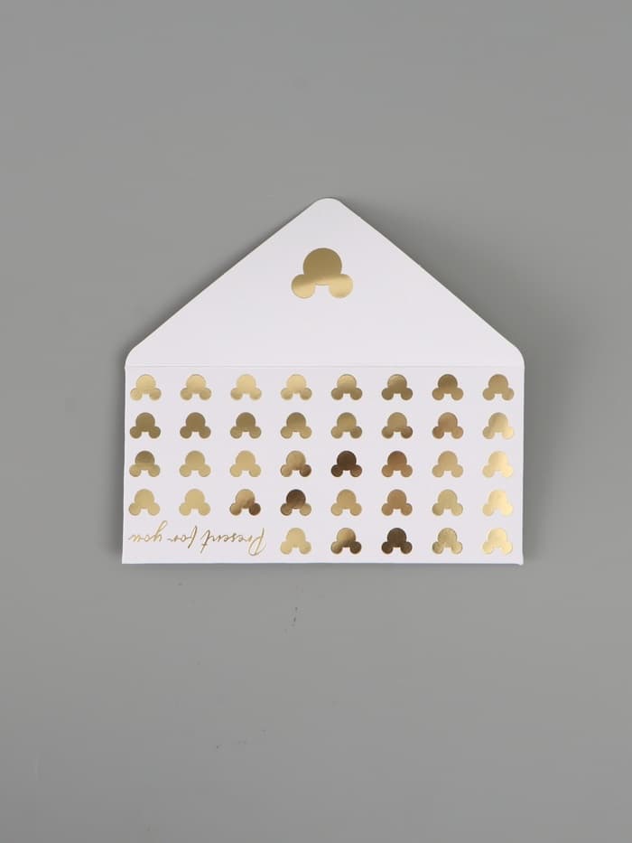 Конверт для денег «Подарок», тиснение 16.5 × 8 см