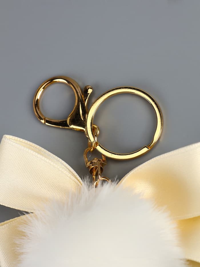 Брелок для ключей на кольце с карабином «Пушистик: Бант с подвеской», белый, на рюкзак, сумку, 12×5×5 см