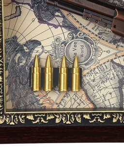 Панно настенное в раме с макетом оружия сувенирного «Карта. Револьвер и 4 пули», 26×36×5 см