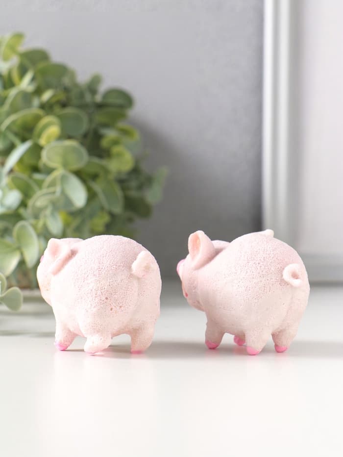 Набор фигурок 2 шт. полистоун «Поросята - поцелуй», 4×7.3×4.5 см