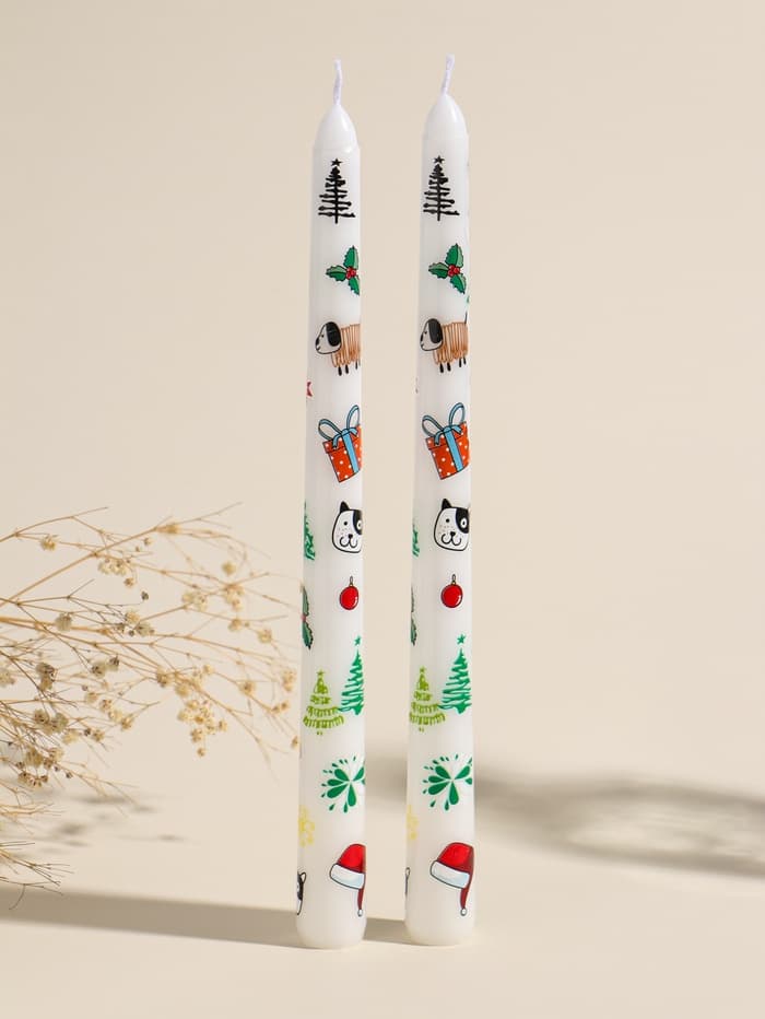 Набор свечей античных, 2.2×25 см, 2 шт. «Новогодние пёсики», белые, 8×28×2.3 см