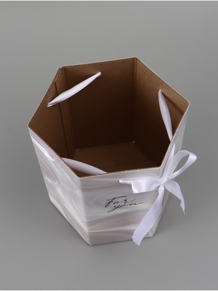 Коробка - переноска подарочная для цветов «Для тебя», 17×14.8×19.5 см, шестигранник