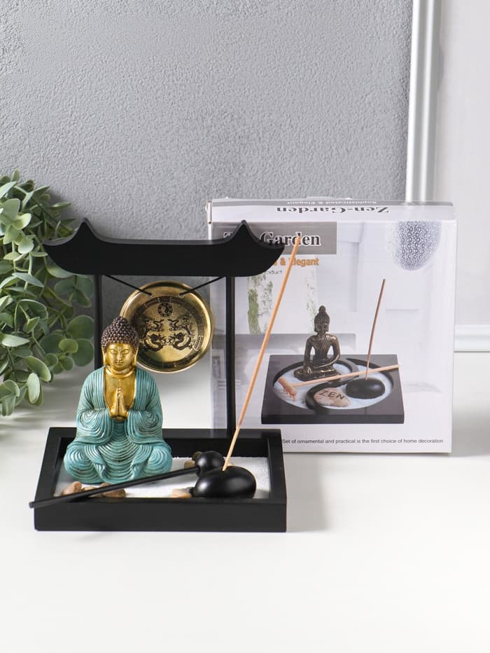 Японский сад камней настольный «Дзен. Будда в бирюзовом у гонга», с подставкой для благовоний и набором аксессуаров, 13.2×15×16 см