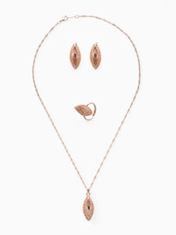 Гарнитур 3 предмета: серьги, кулон, кольцо безразмерное «Эдель», эллипс резной, цвет золото, 45 см