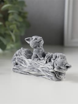 Фигурка «Лисята играющие на бревне», мраморная крошка, 5 см