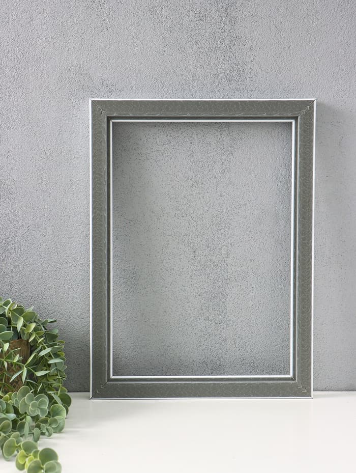 Рама для картин и зеркал Estelle Classic, 25×35 см, пластик, белая с золотом