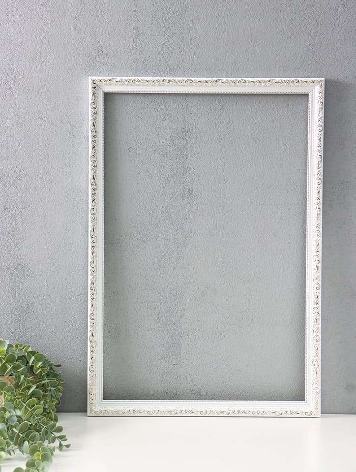 Рама для картин и зеркал Estelle Classic, 40×60 см, пластик, белая с золотом
