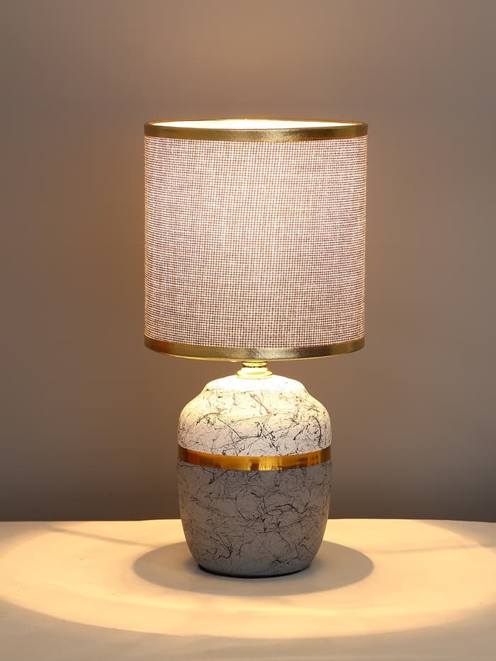 Лампа настольная RISALUX «Глиптика», E14, 40 Вт, серо-белая, 13×13×26.5 см