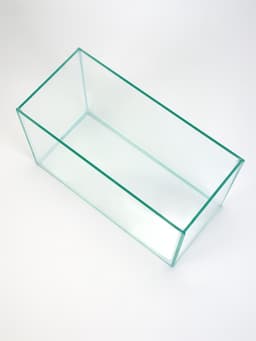 Аквариум «Прямоугольный» с крышкой, 10 л, 32×15×21/26 см, чёрный