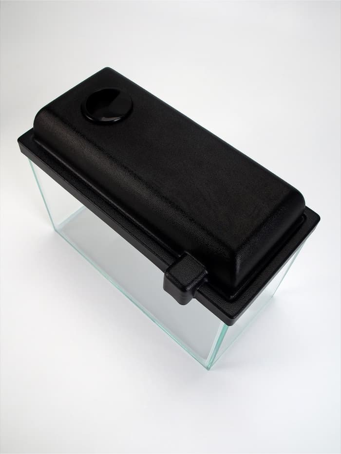 Аквариум «Прямоугольный» с крышкой, 5 л, 25×13×15.5/18 см, чёрный