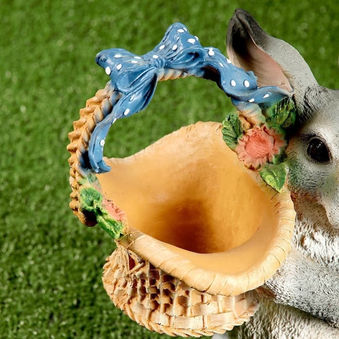 Садовая фигура из полистоуна «Зайка с лукошком», 33.5×28×28 см