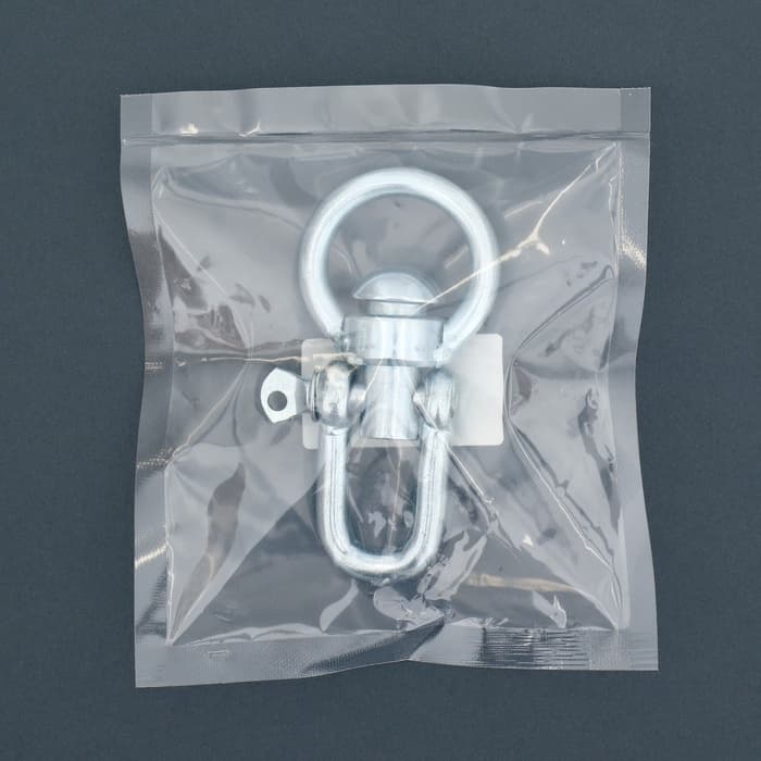 Вертлюг бычий со скобой (длина-10.5 см, ширина-5.5 см)