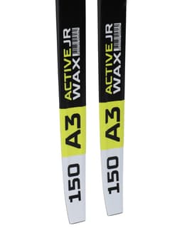 Комплект лыжный: пластиковые лыжи 150 см без насечек, стеклопластиковые палки 110 см, крепления SNS, цвета МИКС