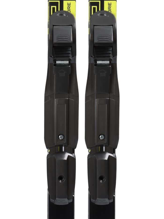 Комплект лыжный: пластиковые лыжи 150 см без насечек, стеклопластиковые палки 110 см, крепления SNS, цвета МИКС