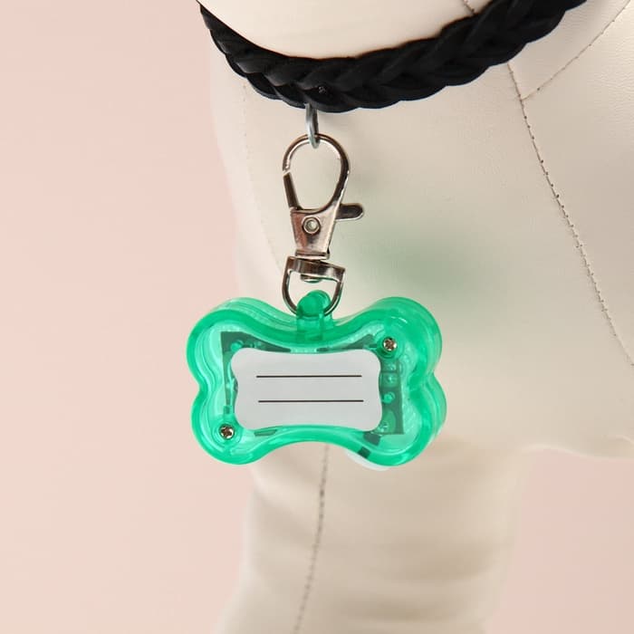 Маячок-адресник «Косточка», с наклейкой под записку, 3 режима свечения, пластик, металл, зелёный