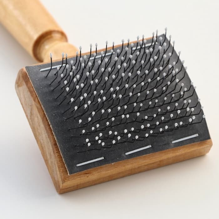 Щётка - пуходёрка, основание 60×50 мм, с каплями, дерево