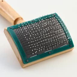 Щётка - пуходёрка, основание 70×50 мм, с каплями и рамкой, дерево