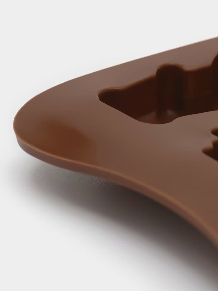 Форма для шоколада Доляна «Роботы», силикон, 21×11×1.5 см, 12 ячеек, коричневая