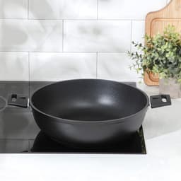 Сковорода KUKMARA «Традиция», d=30 см, съёмные ручки, антипригарное покрытие, литой алюминий, чёрная