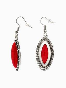 Серьги под натуральный камень «Натурель» эллипс, красные в чернёном серебре