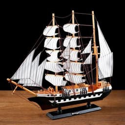 Сувенирная модель корабля «Рион», борта сине-чёрные, паруса бежевые с полосами, 50×44×10 см