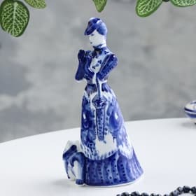 Фигурка фарфор гжель «Дама с собачкой»