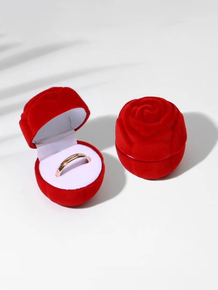 Футляр под кольцо, серёжки «Роза», без листьев, бархатный, 4.5×3.5 см, красный