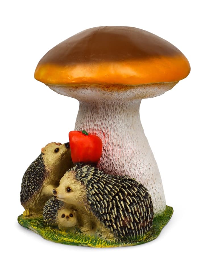 Садовая фигура из полистоуна «Гриб белый с ежами и яблоком», 37×30×30 см