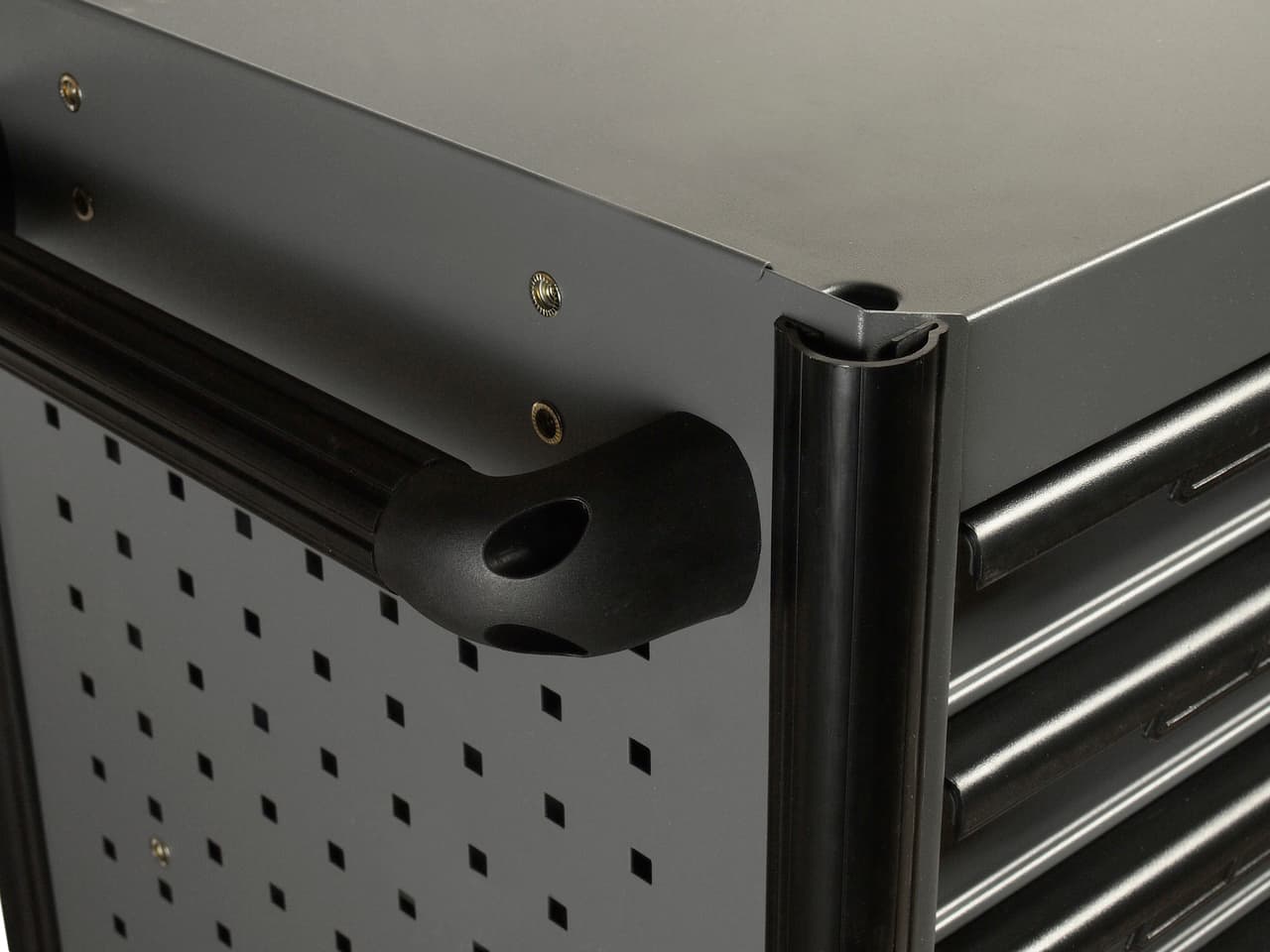 Тележка инструментальная 7 секций, в комплекте с набором инструментов (225 предметов) JTC /1 JTC-5021+225