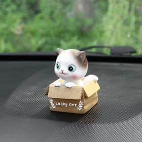 Игрушка на панель автомобиля «Счастливый кот качающий головой»